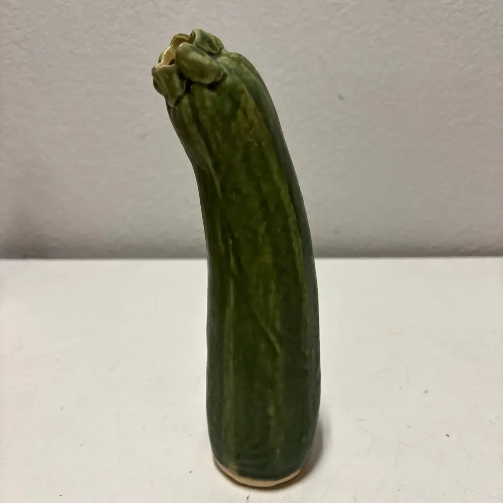 Vtg Patricia Garrett Zucchini Courgette Squash Pottery Vase 9